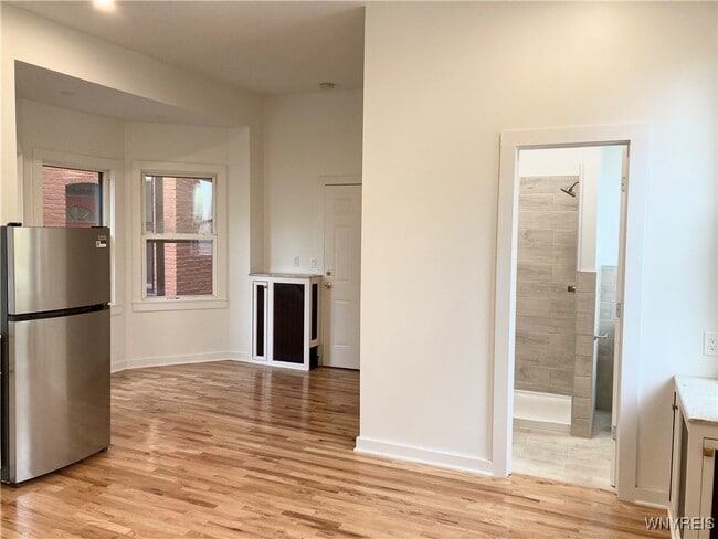 property at 56 Trinity Pl