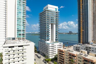 Star Lofts on the Bay in Miami, FL - Building Photo - Building Photo