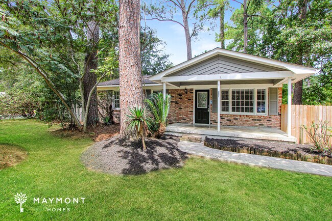 property at 221 Birch Ln