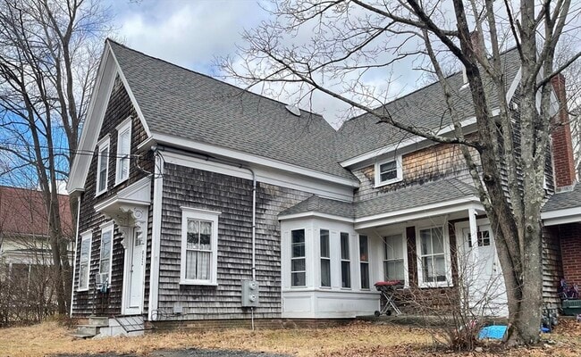 property at 822 Main St