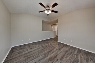 33326 Cottonwood Bend in Magnolia, TX - Building Photo - Building Photo