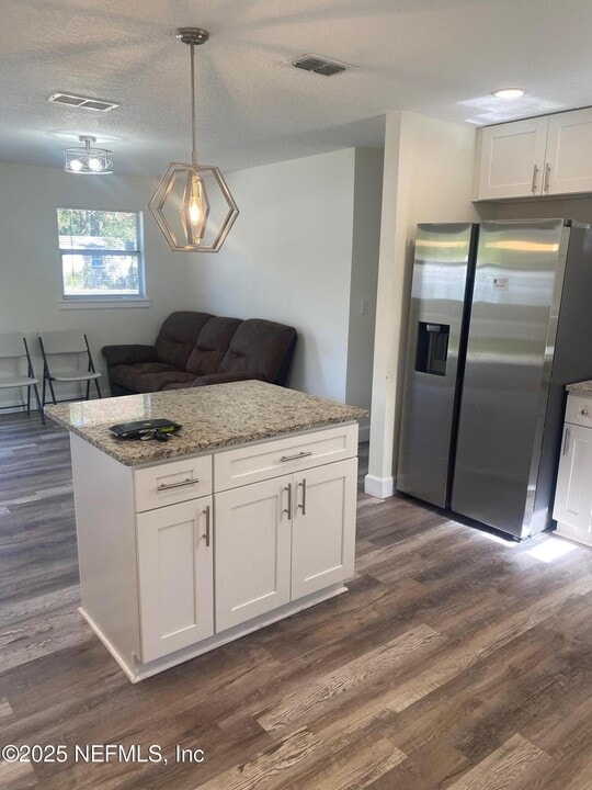 7262 Kivler Dr in Jacksonville, FL - Building Photo