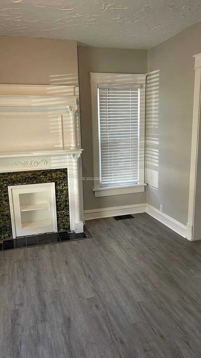 2301 College Ave in Kansas City, MO - Foto de edificio - Building Photo