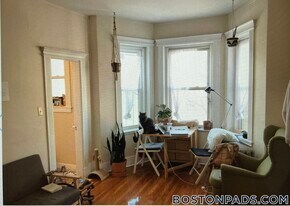 38 Hemenway St in Boston, MA - Building Photo