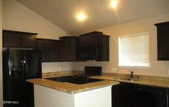 5814 Bywood St in Santa Teresa, NM - Building Photo - Building Photo