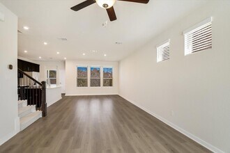 2500 Forest Creek Dr, Unit 2004 in Round Rock, TX - Building Photo - Building Photo