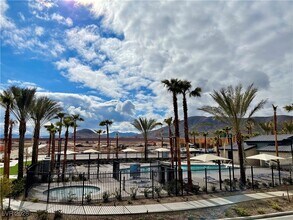 12185 Scarlet Ember Rd in Las Vegas, NV - Building Photo - Building Photo