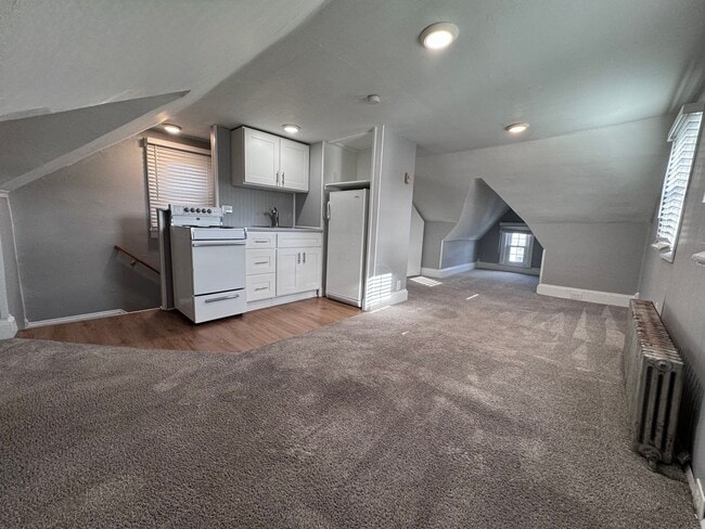 property at 202 N 5th St