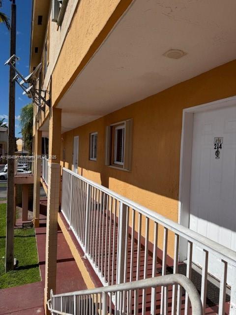 property at 6245 SW Kendale Lakes Cir