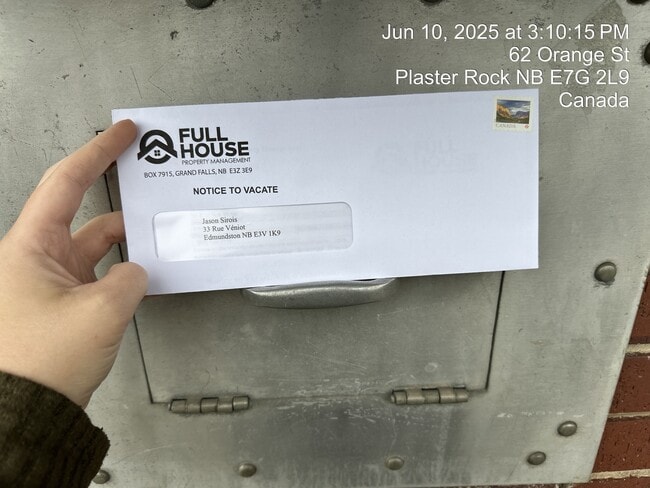 33 Rue Véniot in Edmundston, NB - Building Photo - Building Photo