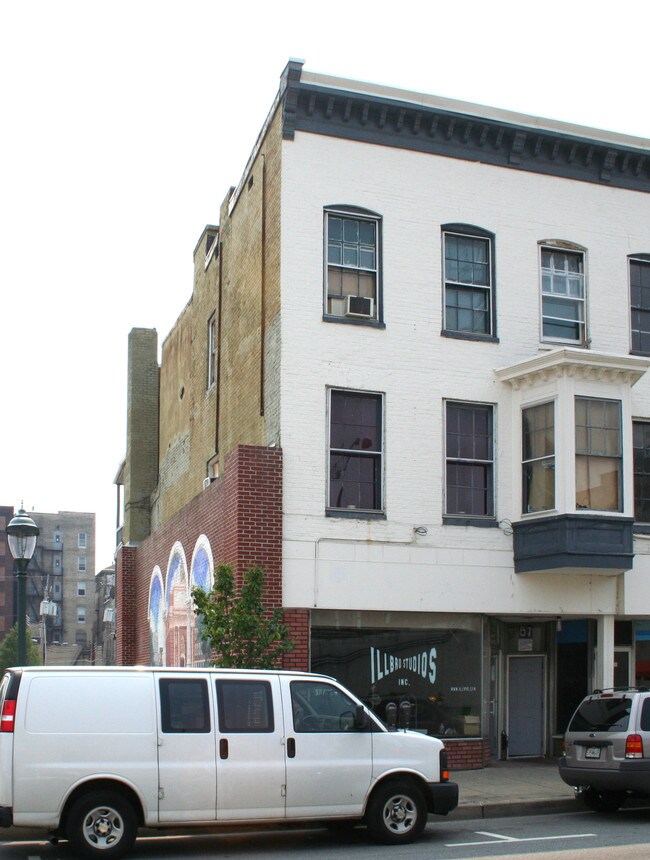 57 W Franklin St in Hagerstown, MD - Building Photo - Building Photo