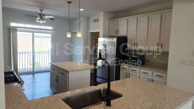4444 Monroe Ct in Naperville, IL - Building Photo - Building Photo
