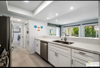 1735 N Via Miraleste, Unit 1926 in Palm Springs, CA - Building Photo - Building Photo