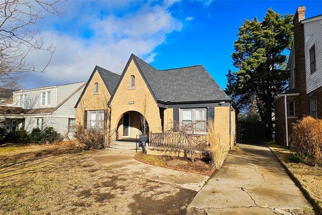 2305 NW 25th St in Oklahoma City, OK - Building Photo - Building Photo