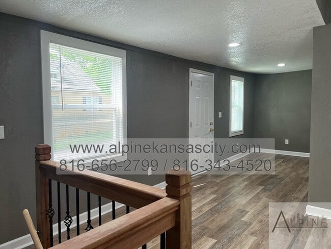 property at 5002 Norledge Ave