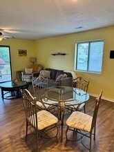 99 Ventura Dr, Unit 2B in Lake Ozark, MO - Building Photo - Building Photo