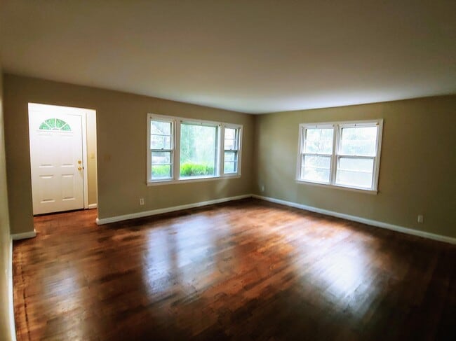 12 Dyches Dr in Savannah, GA - Building Photo - Building Photo