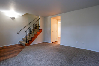 Windsor Terrace in Dayton, OH - Building Photo - Interior Photo