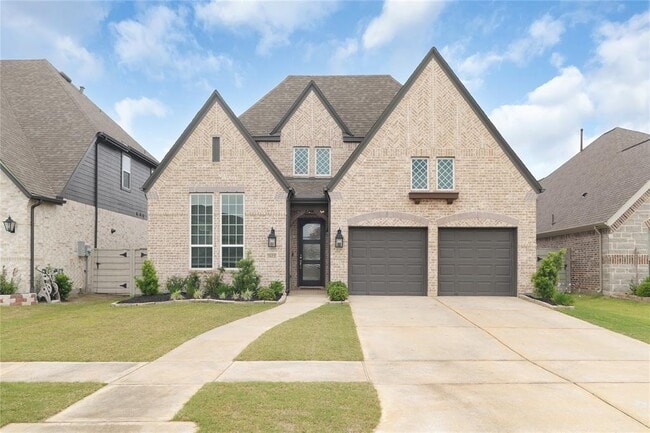 property at 5122 Walnut Grv Ln