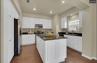 4424 105th St, Unit B in Lubbock, TX - Building Photo - Building Photo