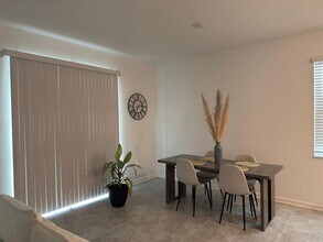 3194 Laurent Lp in Davenport, FL - Building Photo - Building Photo