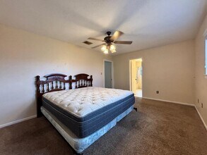 404 Bowie St in West Columbia, TX - Building Photo - Building Photo
