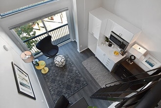 Novo Apartments in Seattle, WA - Foto de edificio - Building Photo