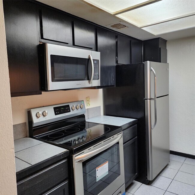 2814 S Bartell Dr in Houston, TX - Foto de edificio - Building Photo