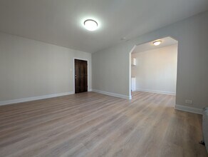 2600 N Kimball Ave in Chicago, IL - Building Photo - Building Photo