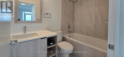 1007 The Queensway in Toronto, ON - Building Photo - Building Photo