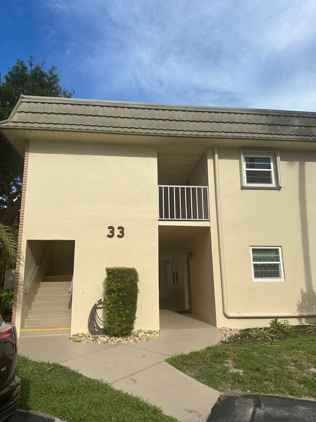 33 Vis Gdns Trl in Vero Beach, FL - Building Photo - Building Photo