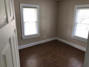 214 Bettie St in Johnson City, TN - Building Photo - Building Photo