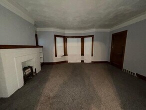 2945 E 128th St in Cleveland, OH - Building Photo - Building Photo