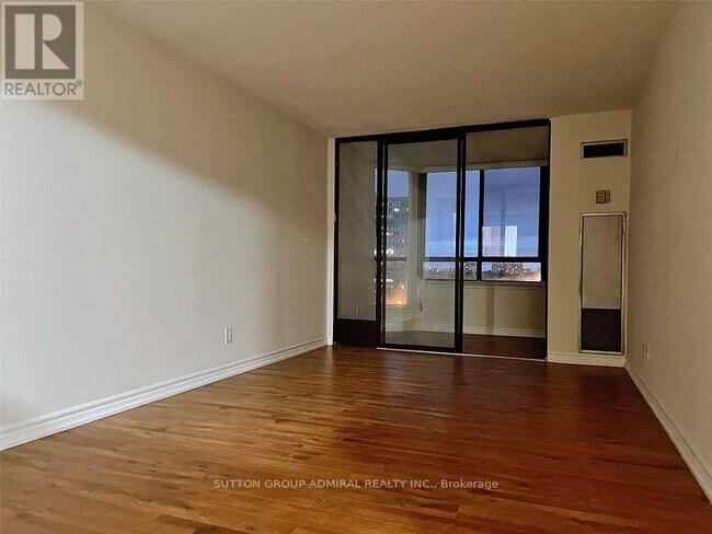 25 Bamburgh Cir in Toronto, ON - Building Photo - Building Photo