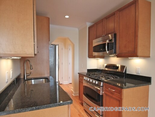 60 Brattle St in Cambridge, MA - Building Photo - Building Photo