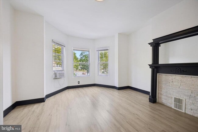5310 Spruce St in Philadelphia, PA - Building Photo - Building Photo