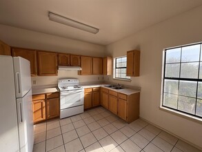 4419 Springfield Ave in Laredo, TX - Foto de edificio - Building Photo