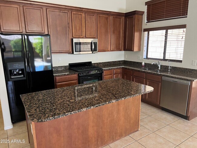 6941 E Snowdon St in Mesa, AZ - Building Photo - Building Photo