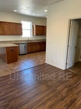 2443 W Pikes Peak Dr in Flagstaff, AZ - Building Photo - Building Photo