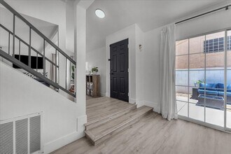 2819 Briar Knoll Dr in Henderson, NV - Building Photo - Building Photo