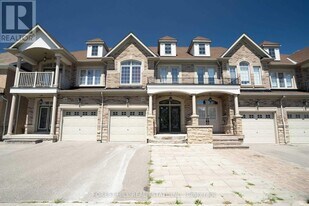 14 Millhouse Ct in Vaughan, ON - Building Photo
