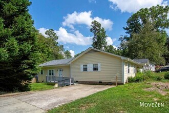 7020 Mine Creek Ln in Raleigh, NC - Building Photo - Building Photo