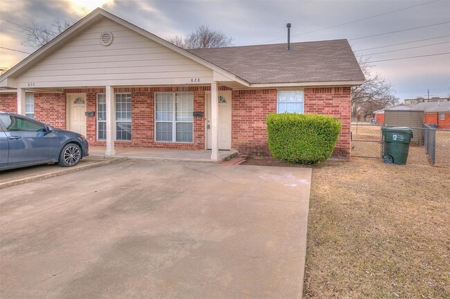 property at 828 Russell Cir