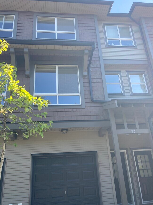 2729 158 St in Surrey, BC - Building Photo - Building Photo