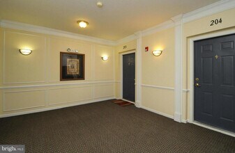 12185 Abington Hall Pl in Reston, VA - Building Photo - Building Photo