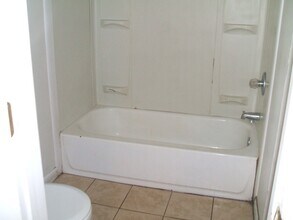 730 E Anderson St in Savannah, GA - Building Photo - Building Photo