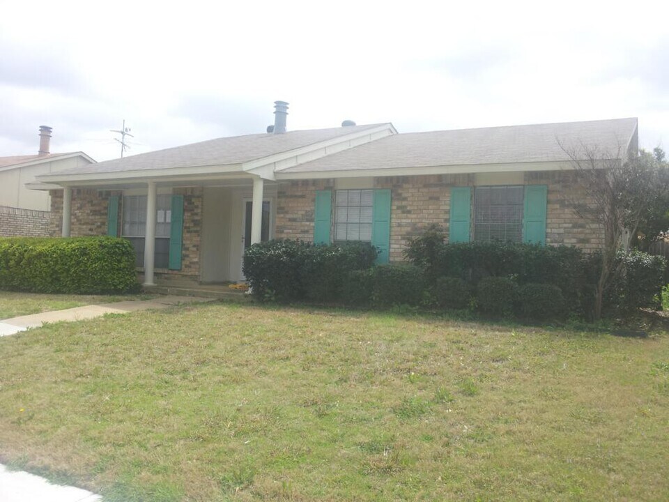 5309 N Colony Blvd in The Colony, TX - Building Photo