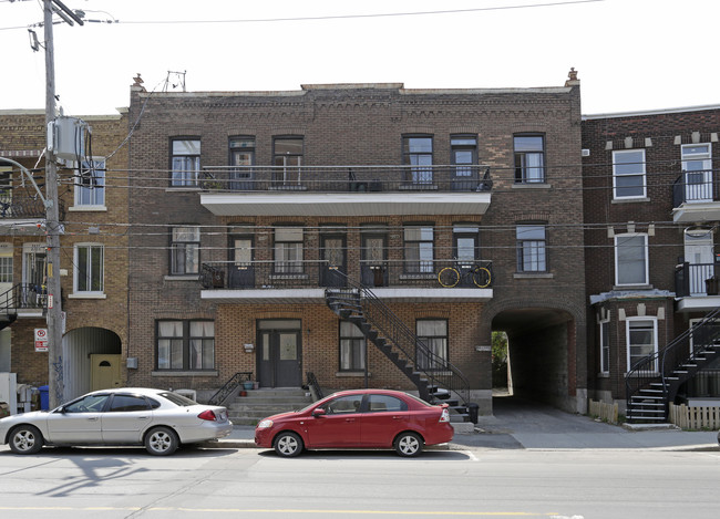 3915 LaSalle in Montréal, QC - Building Photo - Primary Photo