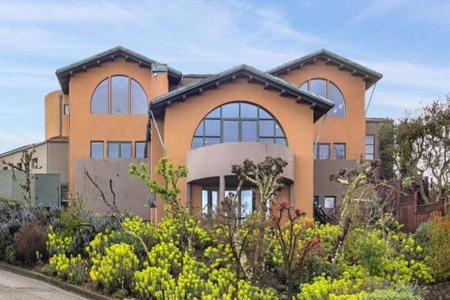 property at 5 Woodside Way