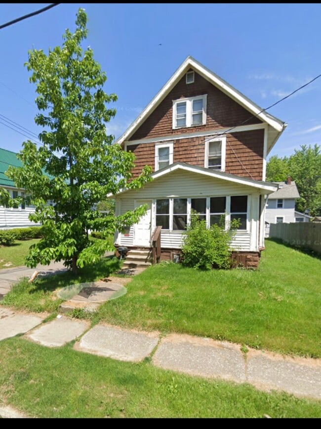 property at 503 Baird St